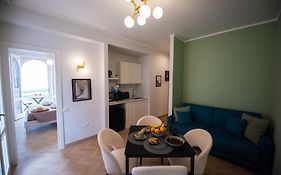 Villa Clara Suites